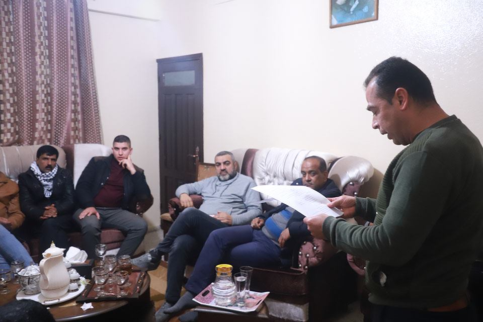 جلسة اجتماعية في ديوان عائلة بربخ